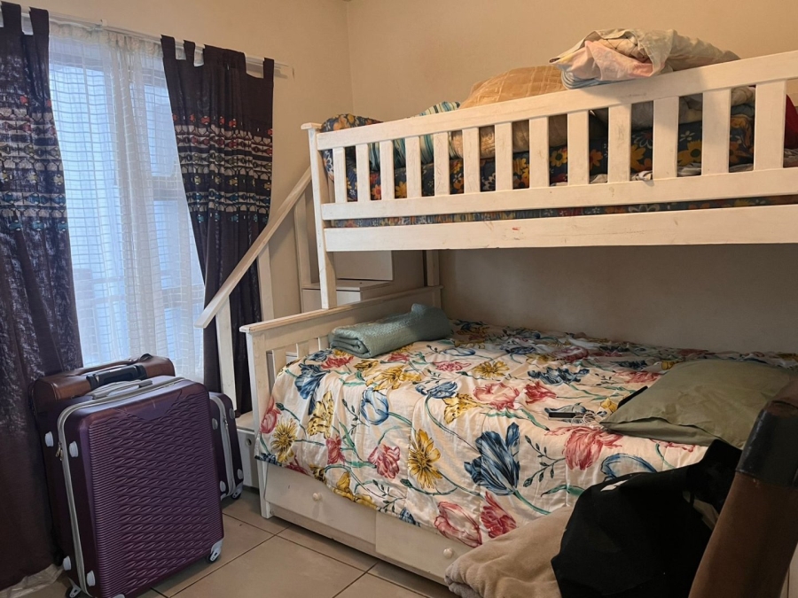 To Let 2 Bedroom Property for Rent in Parklands Western Cape